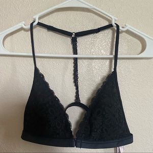 Victoria’s Secret| T-back Lace Bralette